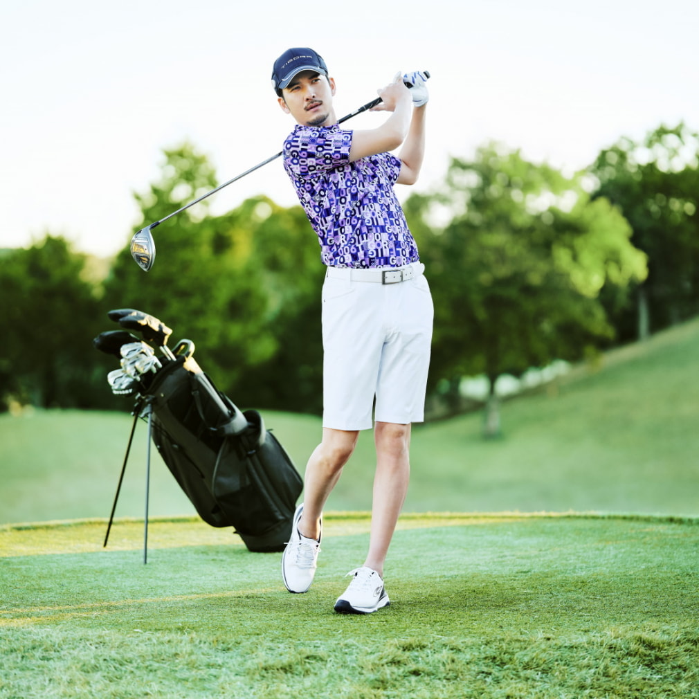 ティゴラ ゴルフウェア 半袖シャツ 春 夏 遮熱デザインロゴ柄 モック