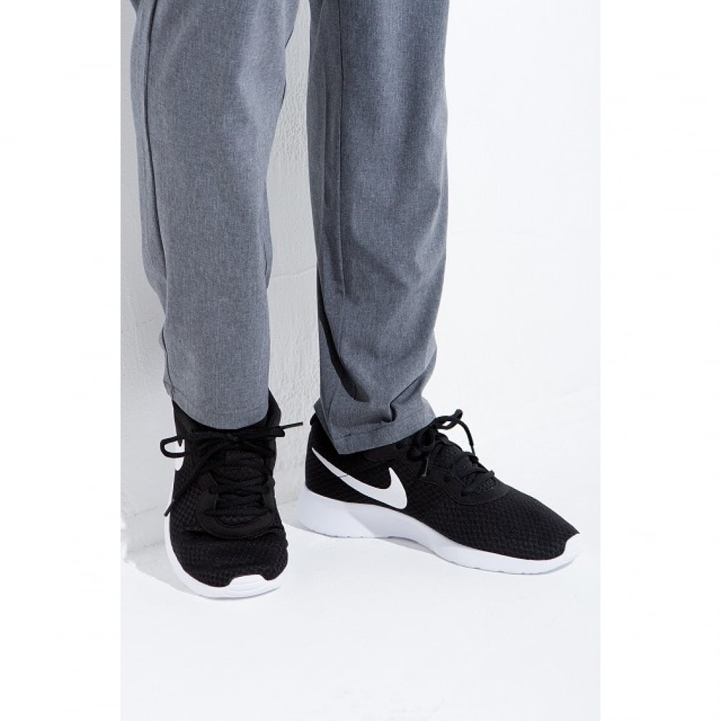 ナイキ タンジュン メンズ スニーカー ブラック ホワイト Nike 公式通販 アルペングループ オンラインストア