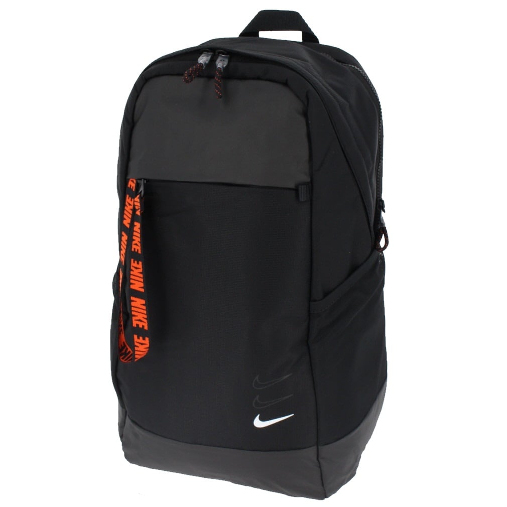 ナイキ スポーツウェア エッセンシャル バックパック Ba6143 010 デイパック リュック 21l ブラック Nike 公式通販 アルペングループ オンラインストア