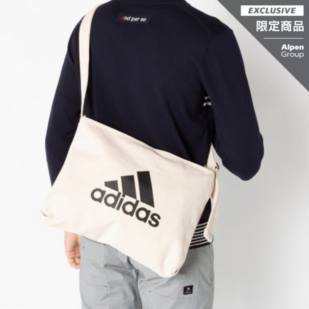 アディダス キャンバス ミュゼットバッグ Cv Musette バッグ Ap Gc9073 ショルダーバッグ 5l アイボリー Adidas 公式通販 アルペングループ オンラインストア