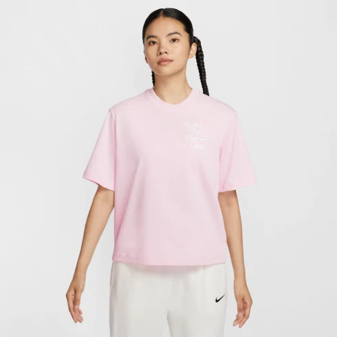 【ナイキ公式】スポーツウェア ウィメンズ ボクシー Tシャツ ピンク ウィメンズ L Nike Sportswear Women's Boxy T-Shirt